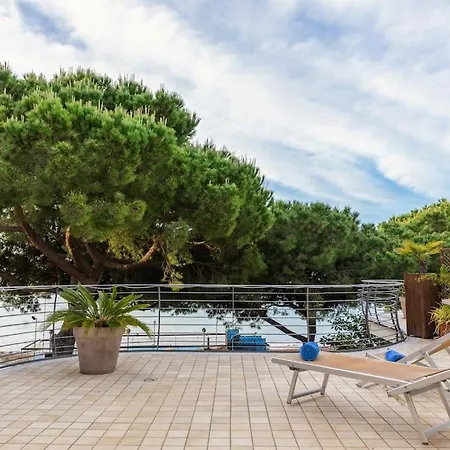 La Vela * 圣巴特罗摩艾美尔