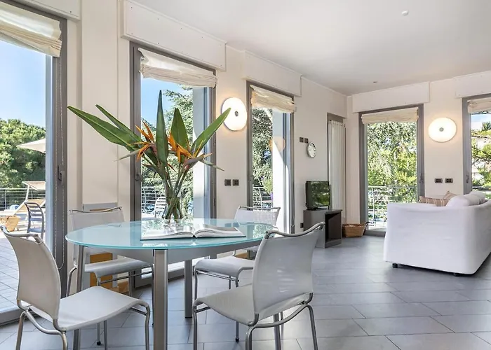 La Vela Apartment *