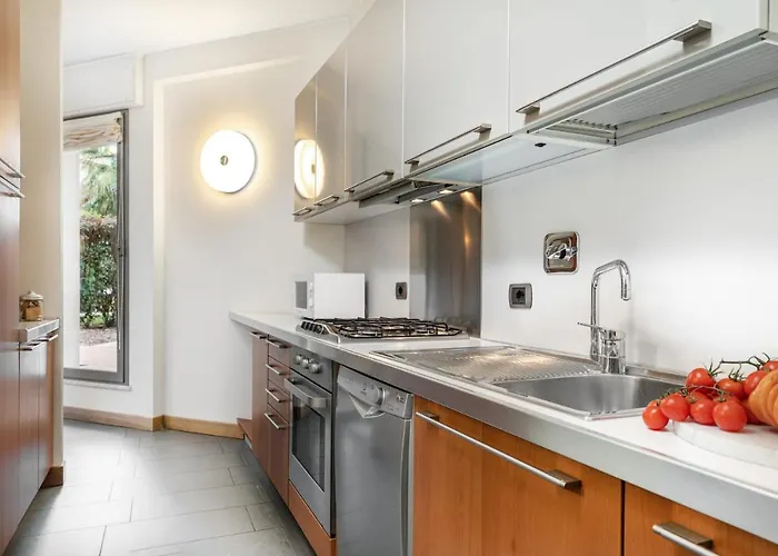 La Vela Apartment *