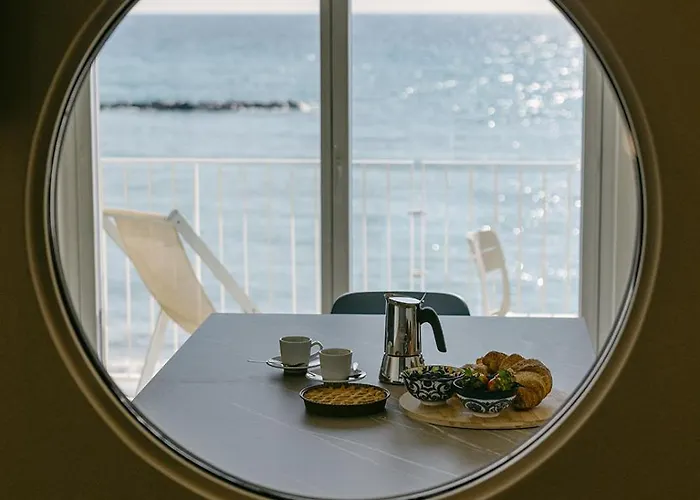 La Vela Apartment *